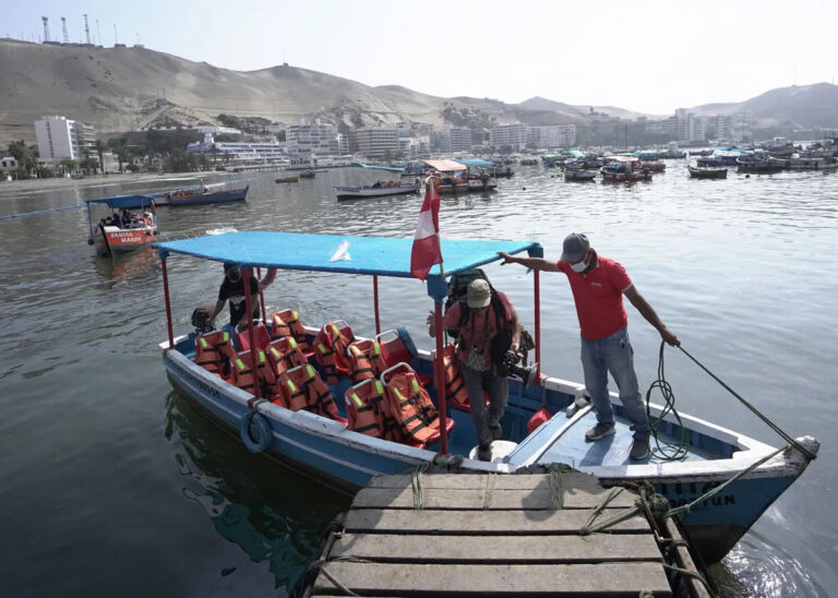 Talara capacitarán a pescadores de Cabo Blanco para convertirse en operadores turísticos