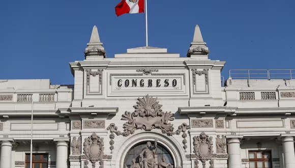 Allanan oficinas del Congreso como parte de investigación sobre caso de presunta red de prostitución