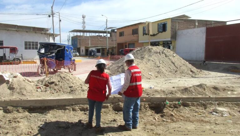 Contraloría identifica problemas en millonaria obra de pistas y veredas de Paita