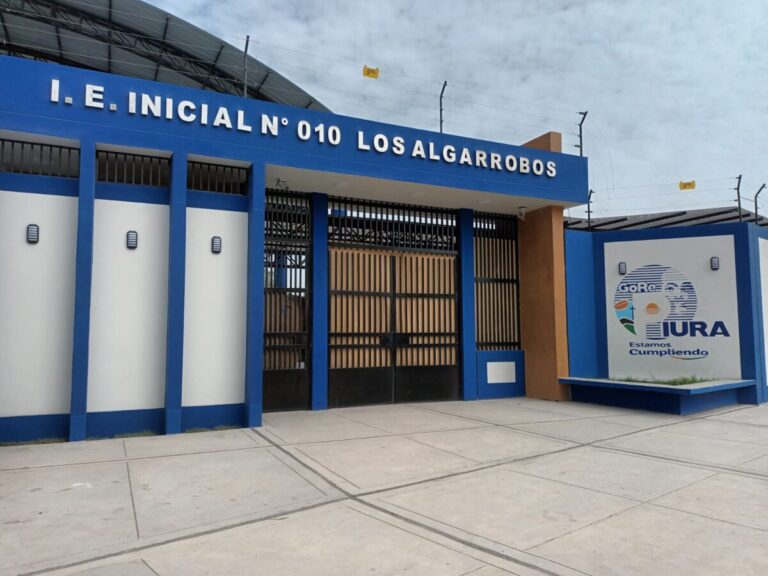 Niños de Los Algarrobos inician clases en nueva infraestructura educativa construida por el GORE Piura