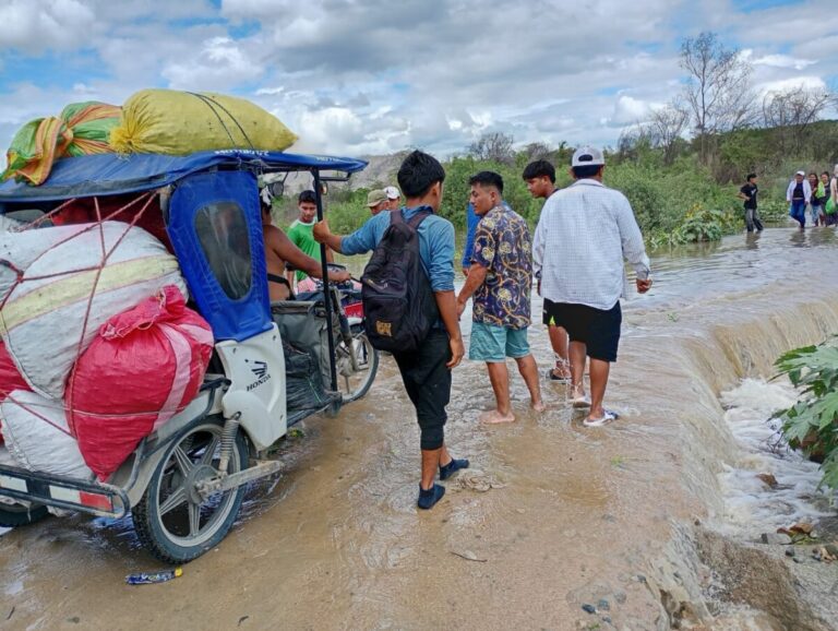 Tambogrande activación de la quebrada San Francisco afecta a la población del C.P. Malingas