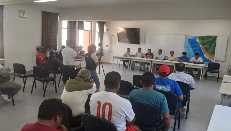 Pescadores de Sechura anuncian protestas contra decreto que restringe su actividad