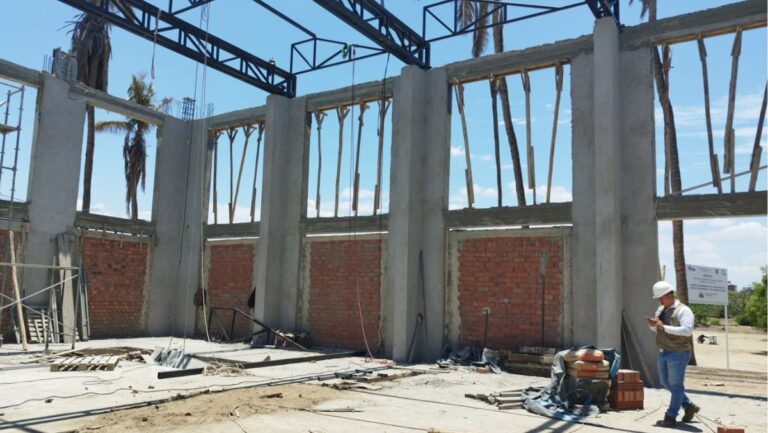 Contraloría detecta pagos irregulares en obra de la escuela de Ingeniería Agrícola de la UNP