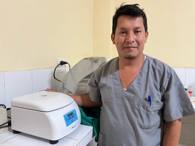 Paita: Puesto de Salud La Islilla retoma análisis clínicos tras donación de microcentrífuga