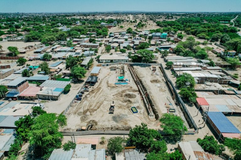Piura construcción de polideportivo en Los Ejidos del Norte avanza con una inversión de más de S 6 millones