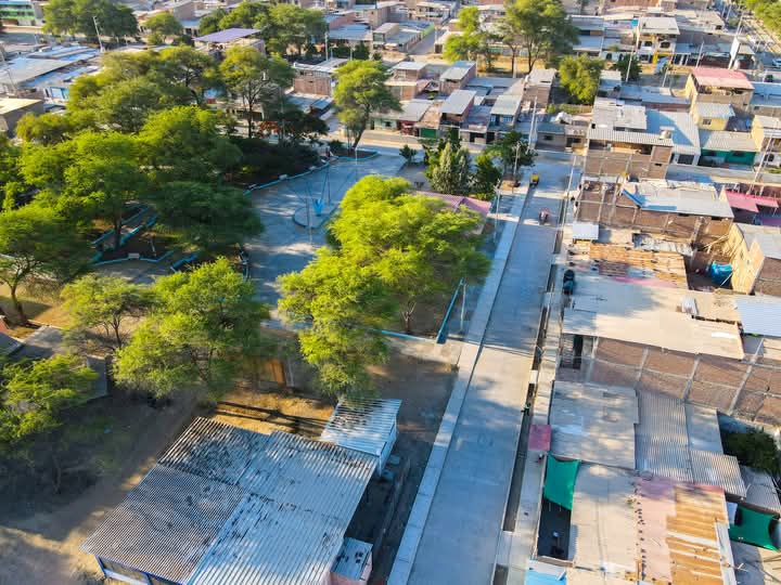 Veintiséis de Octubre obra de pistas y veredas en Nueva Esperanza se extenderá por 9.6 kilómetros