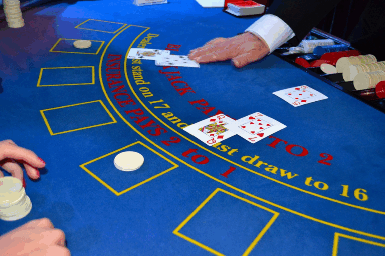 Errores comunes al jugar blackjack y cómo evitarlos