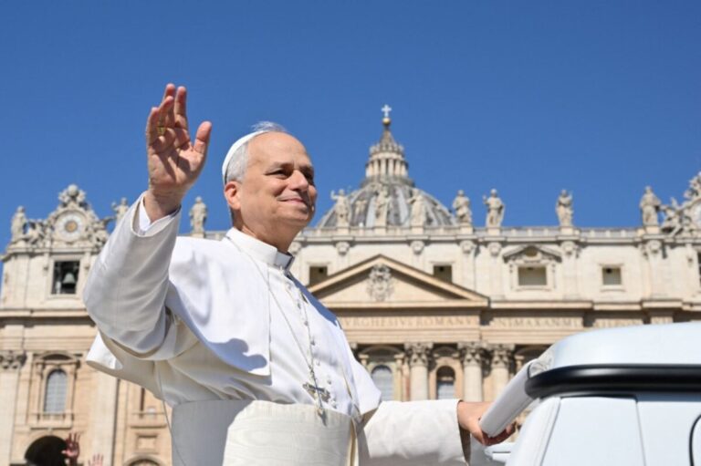 Papa León XIV defiende el matrimonio como reflejo del amor divino y advierte sobre el uso indebido de la libertad