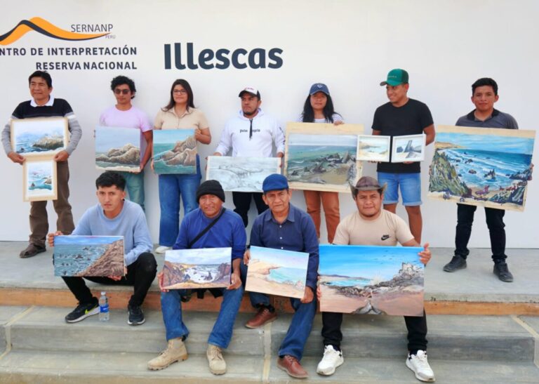 Artistas plasman la belleza de la Reserva Nacional de Illescas en lienzos por el bicentenario de Sechura