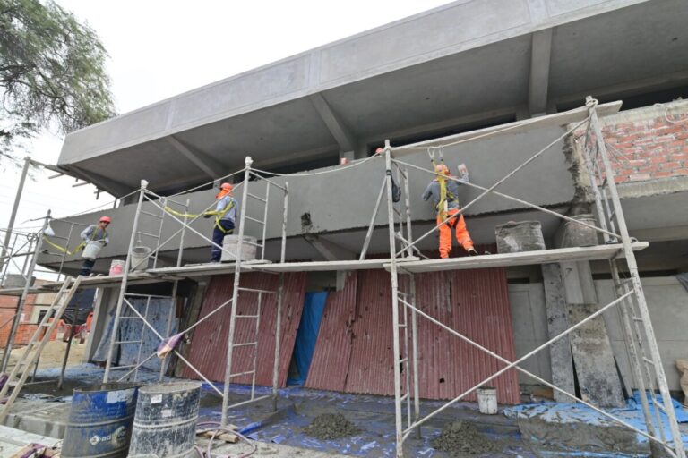 Castilla obra de reconstrucción del colegio Agropecuario N.° 07 alcanza el 70% de avance
