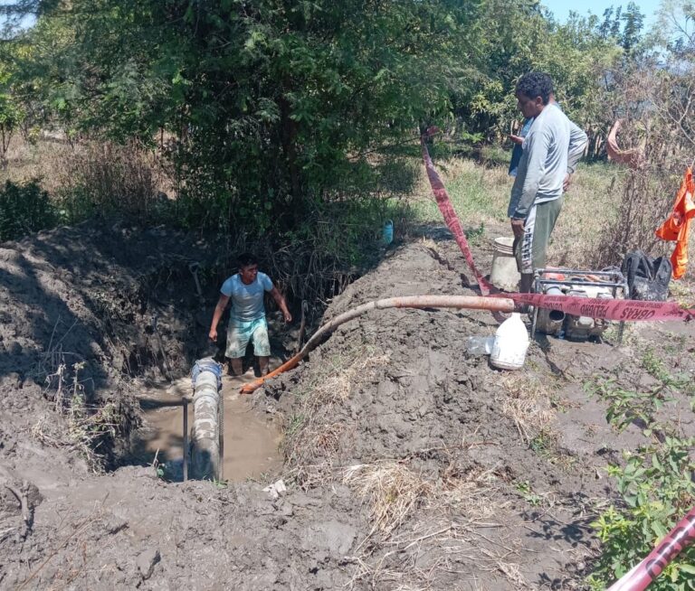 EPS Grau ejecuta reparación de línea de impulsión en Morropón