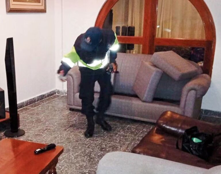 Talara delincuentes saquean vivienda y roban S 20 mil en joyas y objetos de valor