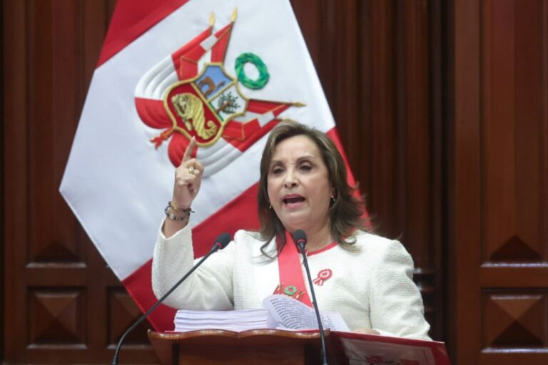 Análisis del mensaje presidencial de Dina Boluarte: economía, minería y desafíos del Estado