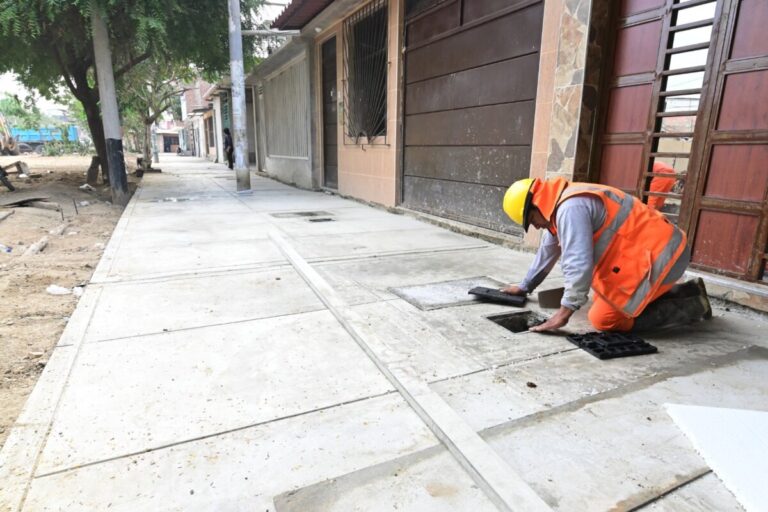 Obra de pistas y veredas en A.H. 06 de Setiembre supera el 50% de avance