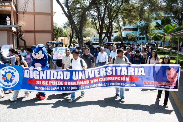 Convocan plantón en la UNP tras anulación del proceso electoral
