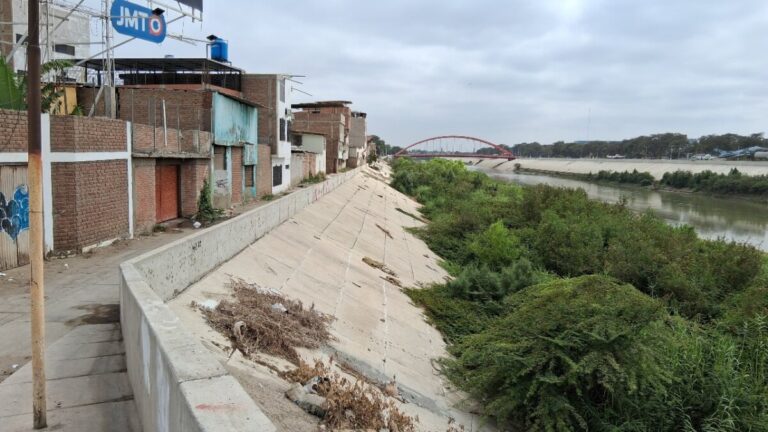 Reconocido arquitecto urbanista Gustavo Restrepo propone un proyecto urbano con el río Piura como eje de identidad cultural