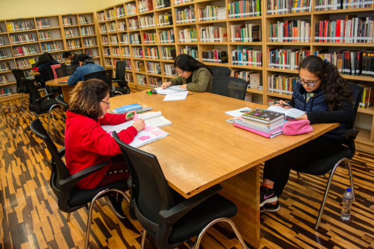 Casa de la Literatura lanza la novena edición del concurso de microrrelatos Bibliotecuento