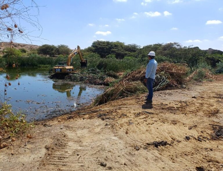 Paita: EPS Grau realiza limpieza en PTAR Miramar