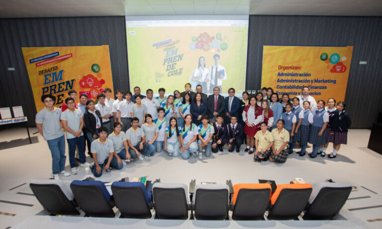 Equipo de colegio Vallesol gana el Desafío Emprende Cole UPAO en Piura