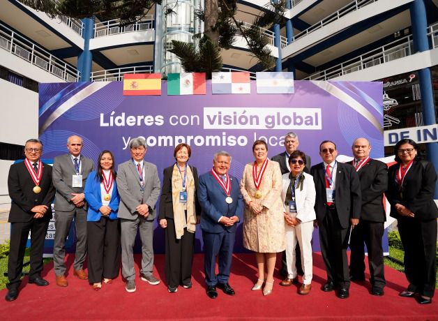 Más de 500 líderes académicos se reúnen en Trujillo para transformar la educación en Iberoamérica