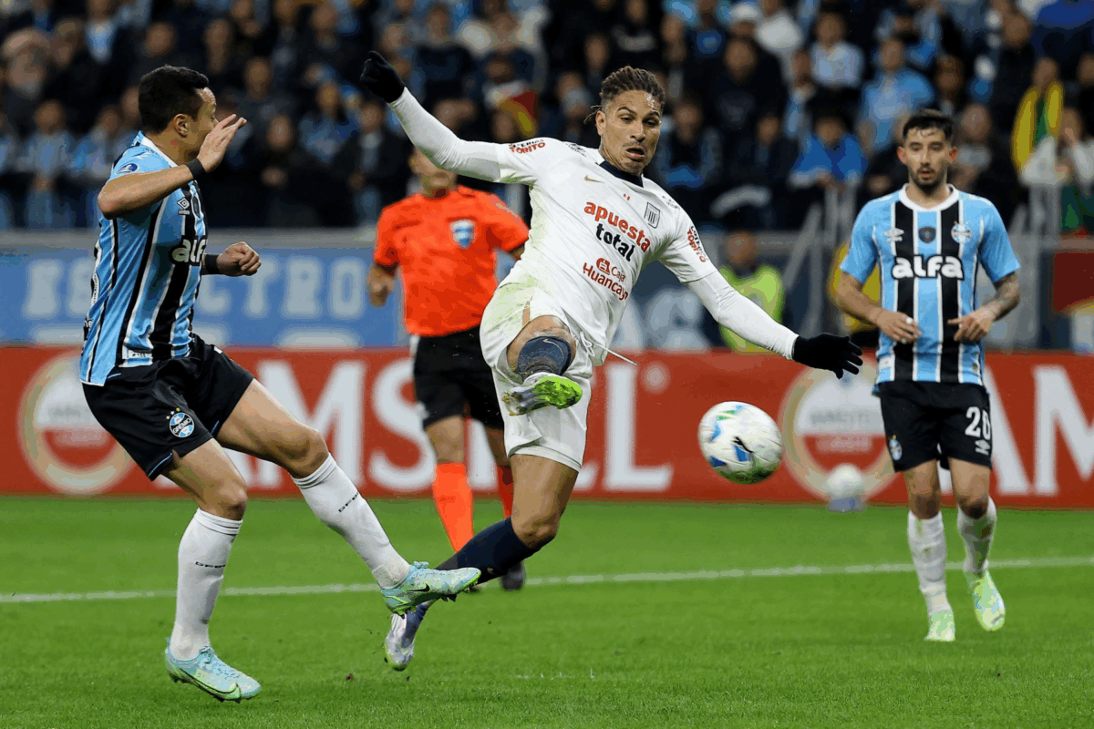Alianza Lima avanza a octavos de final de la Copa Sudamericana tras empatar con Gremio