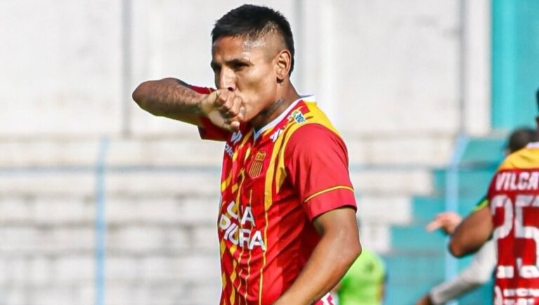Raúl Ruidíaz niega burlas a Universitario tras goleada ante Palmeiras