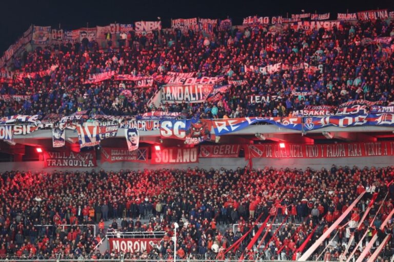Violencia en el fútbol: 90 detenidos y 10 heridos en el Independiente vs. Universidad de Chile