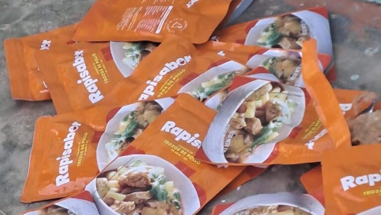 Padres denuncian alimentos en mal estado del programa Wasi Mikuna en La Unión