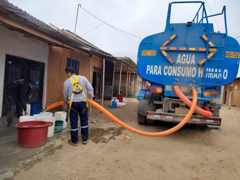 EPS Grau inicia reparto gratuito de agua potable en sectores vulnerables de Piura