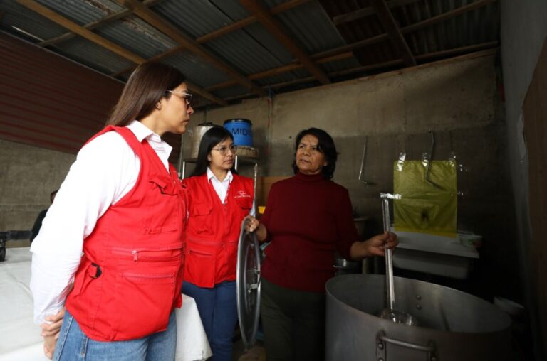 Contraloría alerta que 127 municipios no gastaron presupuesto del programa Vaso de Leche