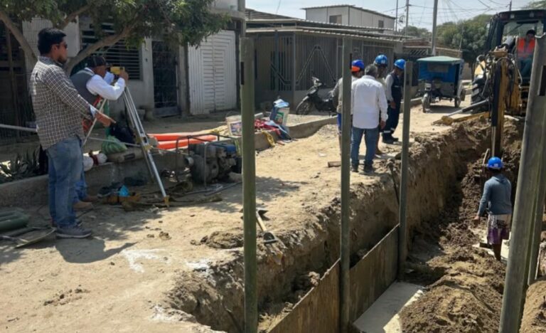 EPS Grau ejecuta trabajos para frenar afloramientos de desagüe en Nueva Esperanza