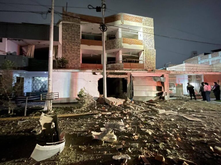 Explosión en Trujillo deja 11 heridos y daños en más de 30 viviendas
