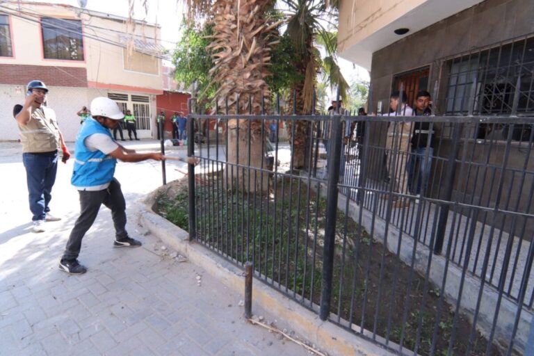 Municipalidad de Piura retiró construcciones ilegales en Pachitea
