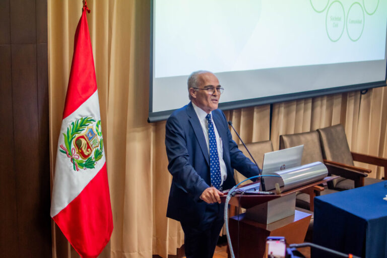 Roque Benavides anuncia que proyecto El Algarrobo priorizará acceso al agua en Locuto, Tambogrande