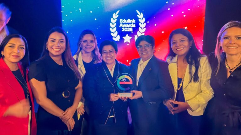 Colegio Nuestra Señora de Lourdes de Piura gana premio por innovación educativa