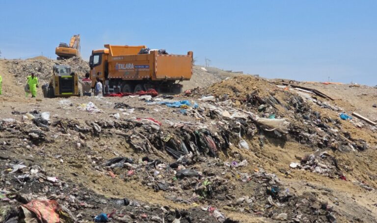 OEFA detecta acumulación de residuos en la quebrada Acholado de Talara