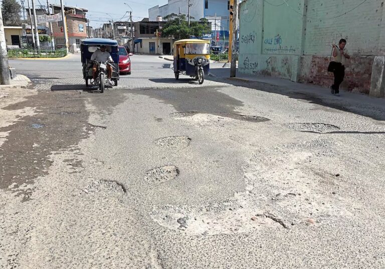 Restaurantes de Sullana denuncian abandono de obras y mal estado de calles