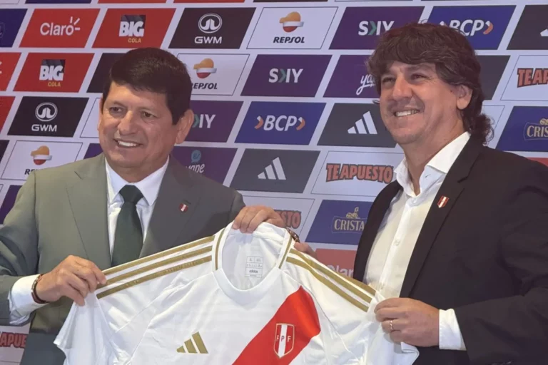 Selección peruana conocerá a su nuevo entrenador en diciembre