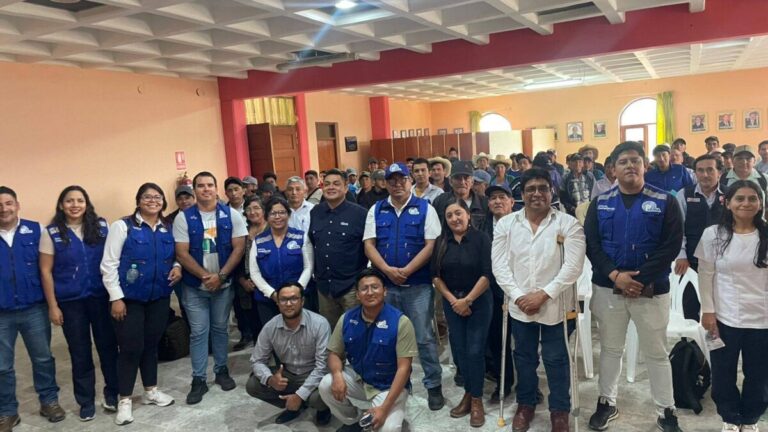 Plan de educación sanitaria promueve cuidado del agua en comunidades de Ayabaca Plan de educación sanitaria promueve cuidado del agua en comunidades de Ayabaca