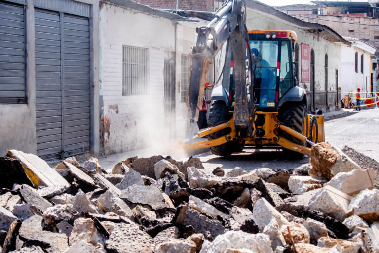 Decano de Arquitectos exige cronograma y señalización clara en las obras de recuperación del Centro Histórico de Piura