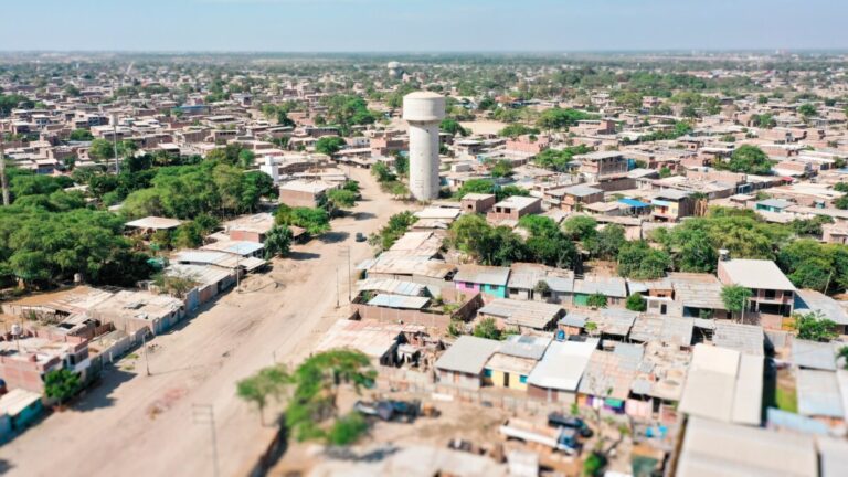 Proyecto de saneamiento y agua potable en Piura sigue en marcha