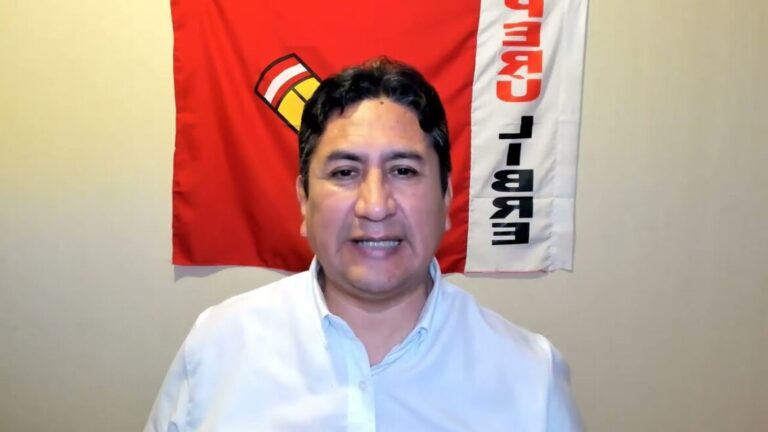 Vladimir Cerrón reaparece y critica la vacancia de Dina Boluarte como ruptura política