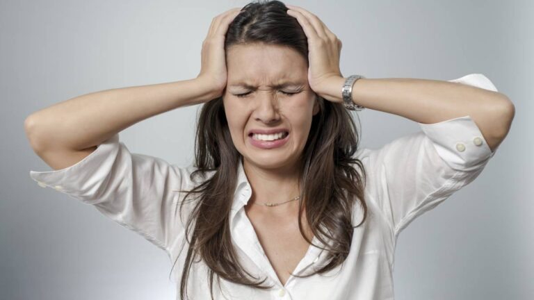 Qué es la migraña su tratamiento y cómo prevenir sus síntomas