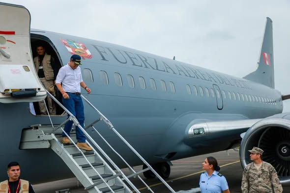 Presidente José Jerí llega a Tumbes para desarrollar agenda oficial en la región Presidente José Jerí llega a Tumbes para desarrollar agenda oficial en la región