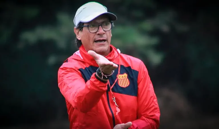 Ángel Comizzo deja en suspenso su continuidad en Atlético Grau para el 2026