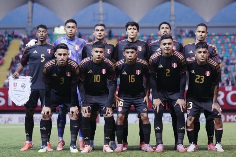 Selección peruana llega a Rusia tras contratiempos para disputar amistosos ante Rusia y Chile
