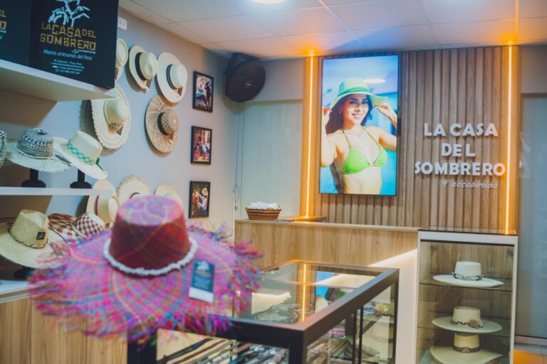 Sombreros de paja toquilla de Catacaos ahora se pueden comprar en Piura Sombreros de paja toquilla de Catacaos ahora se pueden comprar en Piura