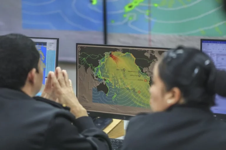 Vigilancia reforzada en el mar peruano por alerta de tsunami tras sismo en Japón