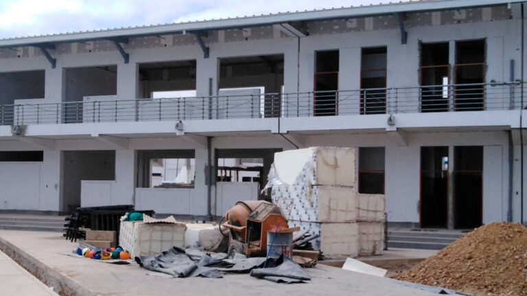 Reconstrucción del colegio Salaverry cumple diez años sin concluir Reconstrucción del colegio Salaverry cumple diez años sin concluir
