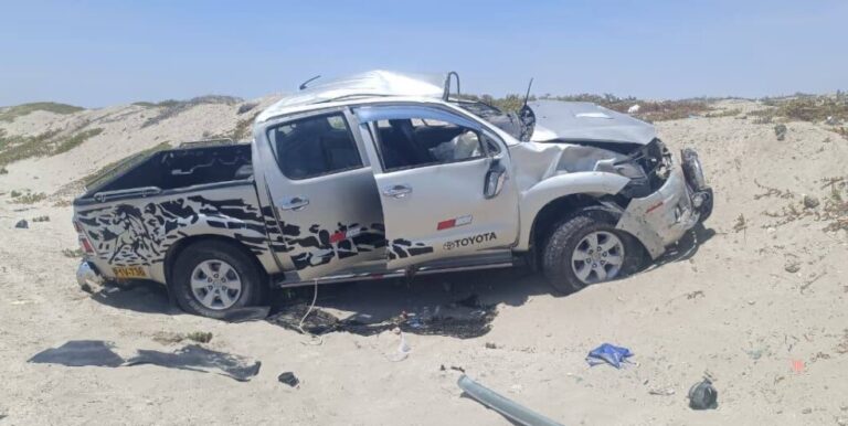 Cuatro heridos dejó despiste de camioneta en carretera de Sechura